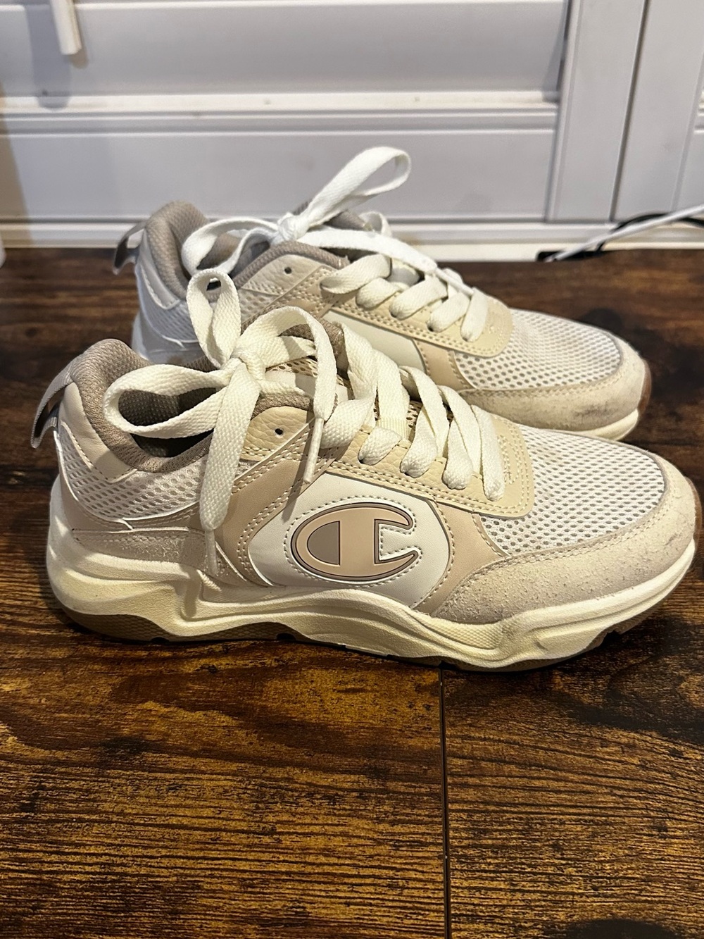 Champion Women's White & Beige Chunky Lace-Up Sneakers